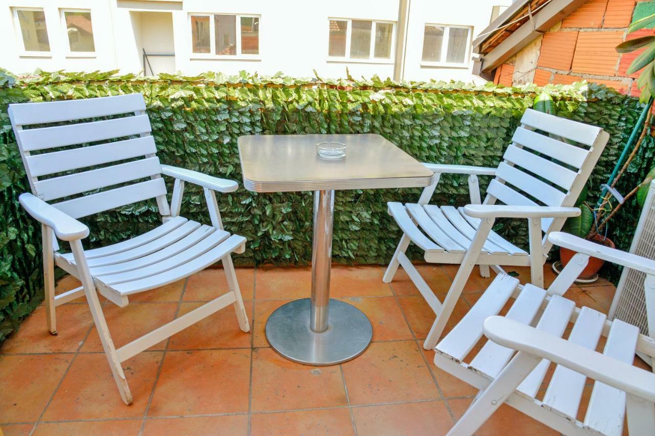 סקופיה Tomas Apartments מראה חיצוני תמונה