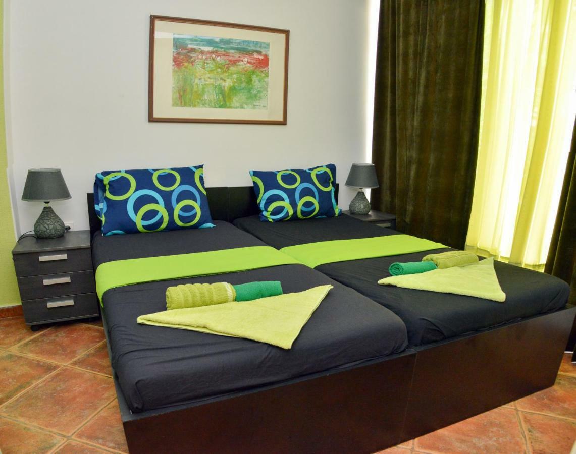 סקופיה Tomas Apartments מראה חיצוני תמונה