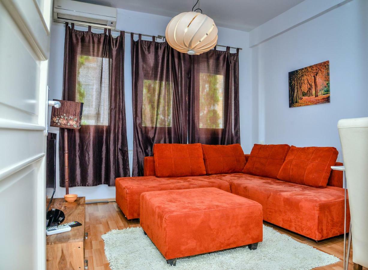 סקופיה Tomas Apartments מראה חיצוני תמונה