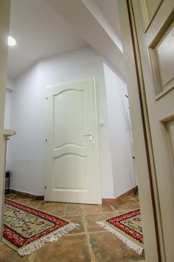סקופיה Tomas Apartments מראה חיצוני תמונה