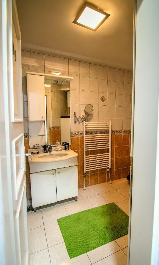 סקופיה Tomas Apartments מראה חיצוני תמונה