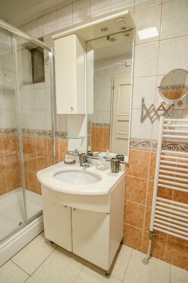 סקופיה Tomas Apartments מראה חיצוני תמונה